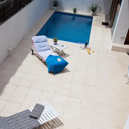 Bed and breakfast Can Mora 3*